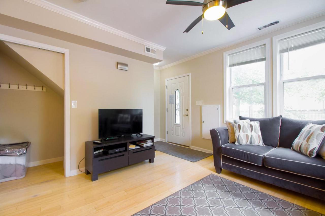 Ferienhaus The Gray Corner House By Gallaudet 3 Bedroom 2 Ba Washington