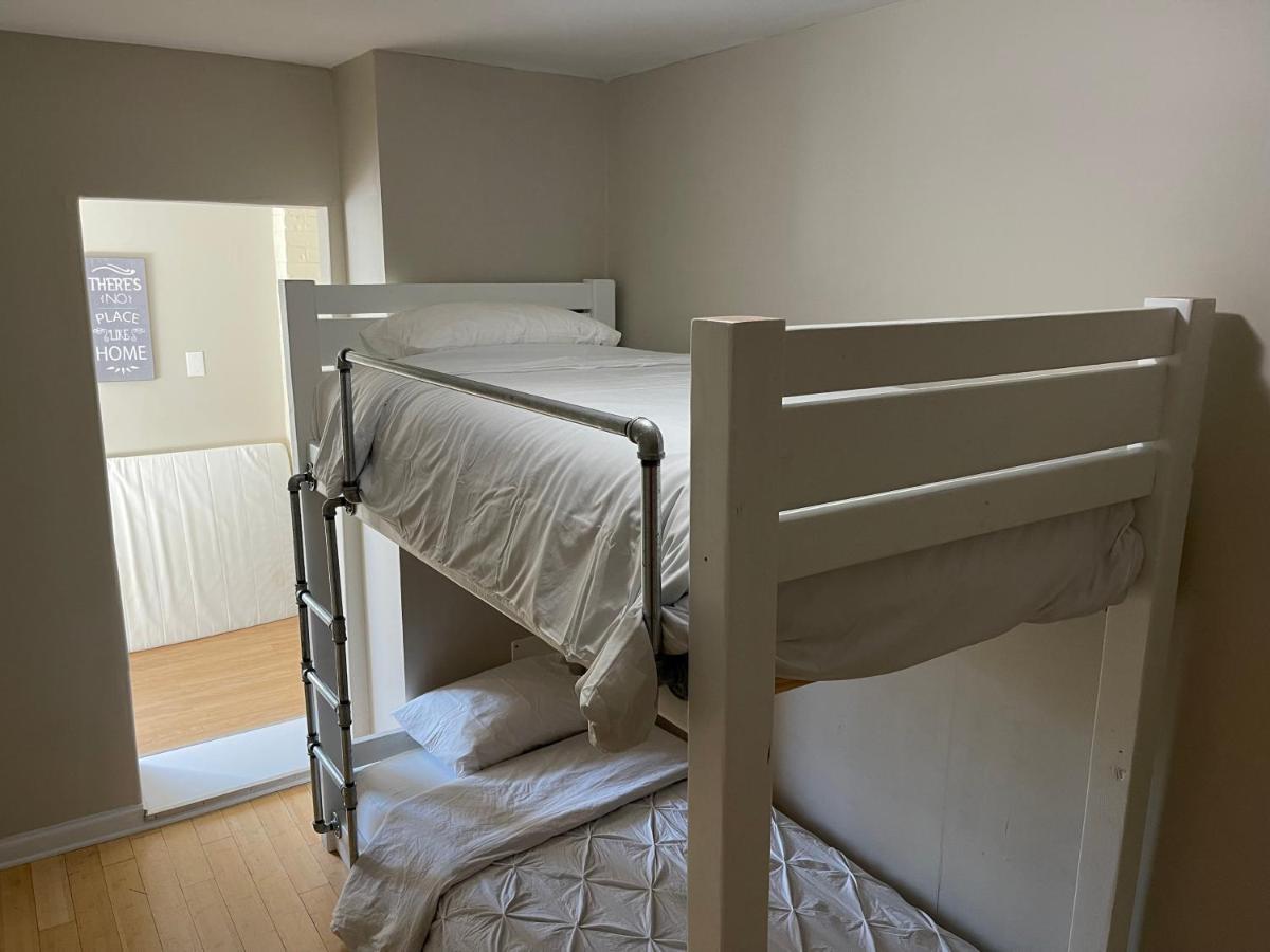 The Gray Corner House By Gallaudet 3 Bedroom 2 Ba Ferienhaus Washington